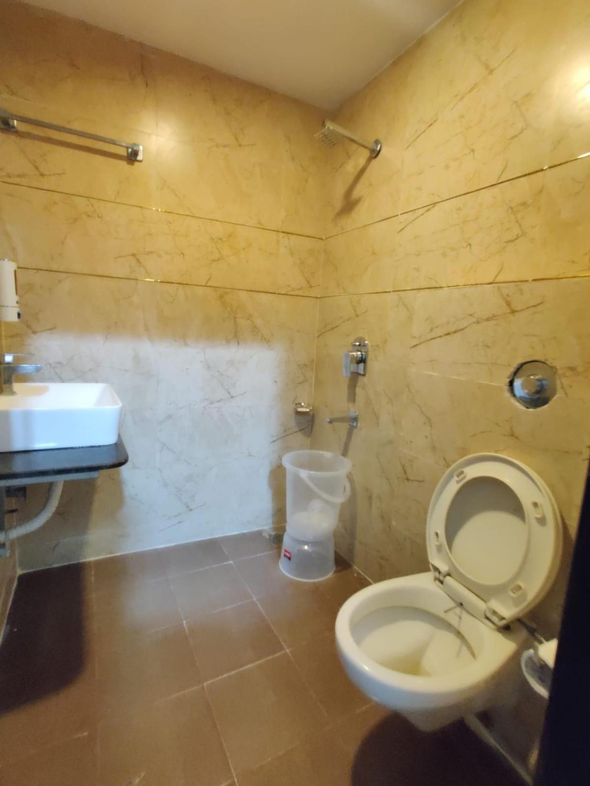 Hotel The Grandpark Amritsar Buitenkant foto